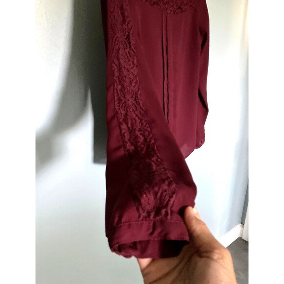 White House Black Market Sz 0 Maroon Long Sleeve Lace Insert Blouse - Picture 5 of 7